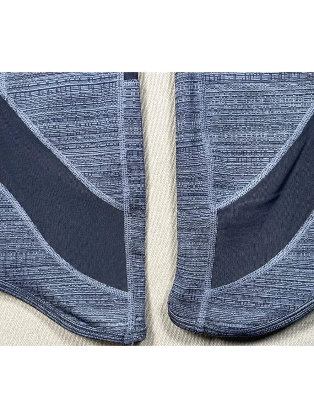 Athleta High Rise Jacquard Mesh Chat To Town Blue Capri Legging - Size Small